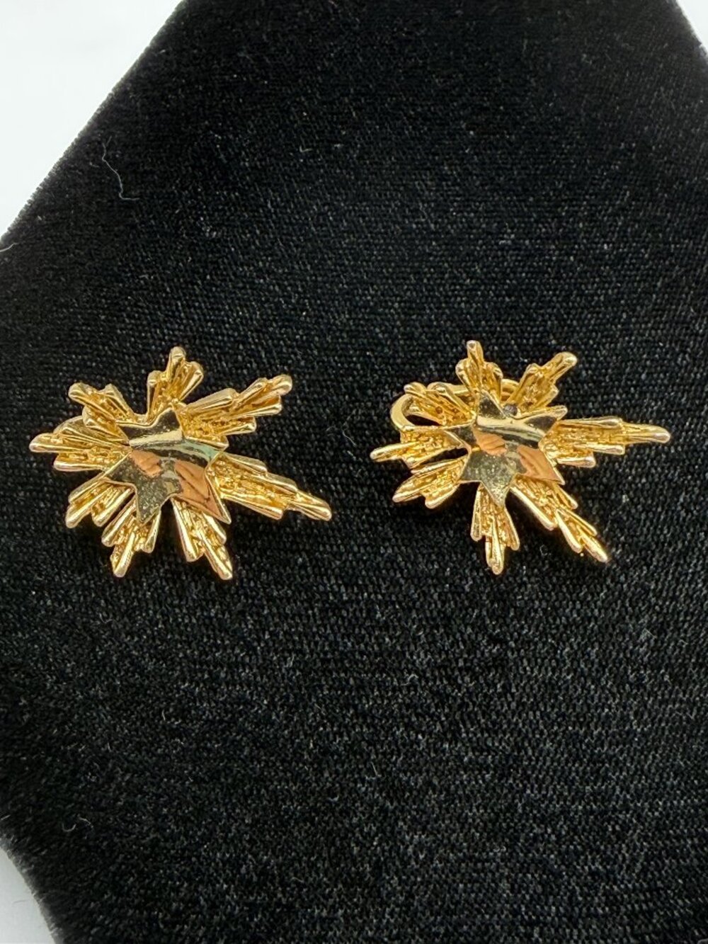 Vintage Trifari Gold Star Clip On Earrings